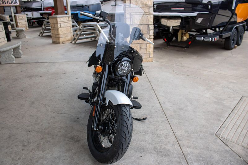 USED 2022 INDIAN MOTORCYCLE SUPER CHIEF BASE Image 4