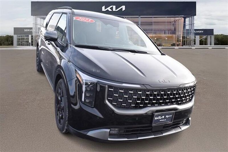 2025 Kia Carnival SX PrestigeImage 9