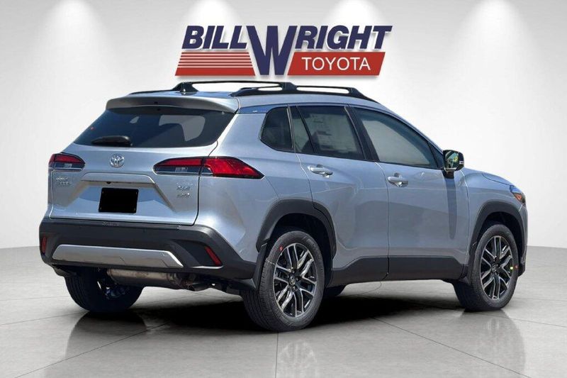 New 2026 Toyota Corolla Cross XLEImage 3