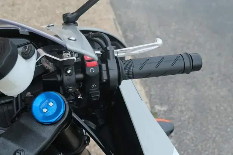 NEW 2026 HONDA CBR600RR Image 17