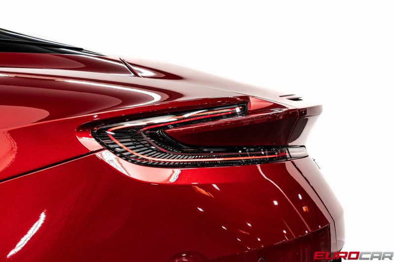 Used 2024 Aston Martin DB12 *HIGHLY OPTIONED* ONLY 3800 PAMPERED MILES*Image 18