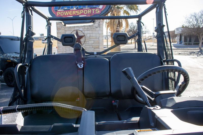 NEW 2026 CAN-AM DEFENDER MAX DPS HD7 Image 12