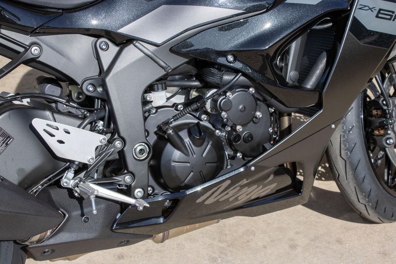 NEW 2026 KAWASAKI NINJA ZX6R ABS Image 14