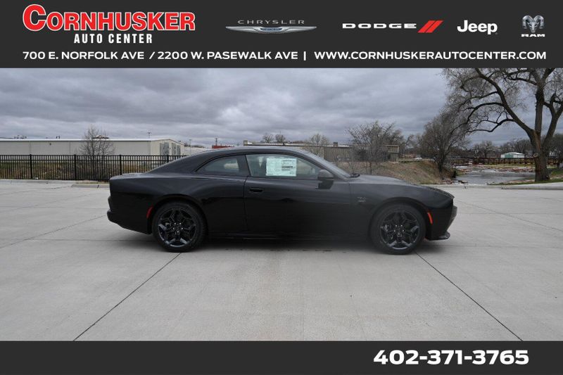 2025 Dodge Charger Daytona R/TImage 1