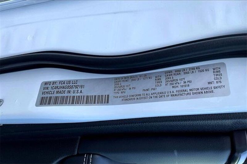 New 2025 Jeep Grand Cherokee Altitude X 4x4Image 15