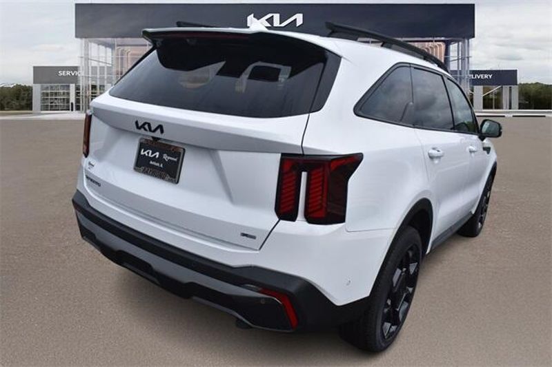 2025 Kia Sorento X-Line SX PrestigeImage 3