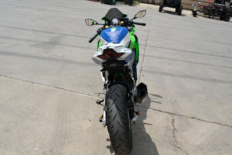 USED 2024 KAWASAKI NINJA ZX4RR ABS Image 4