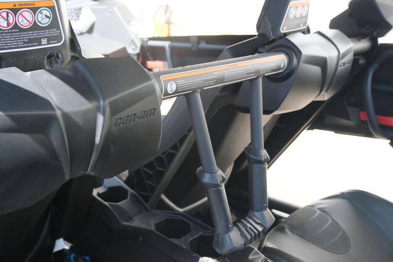 2025 Can-Am MAVERICK X3 MAX X RS TURBO RR TRIPLE BLACK Image 34