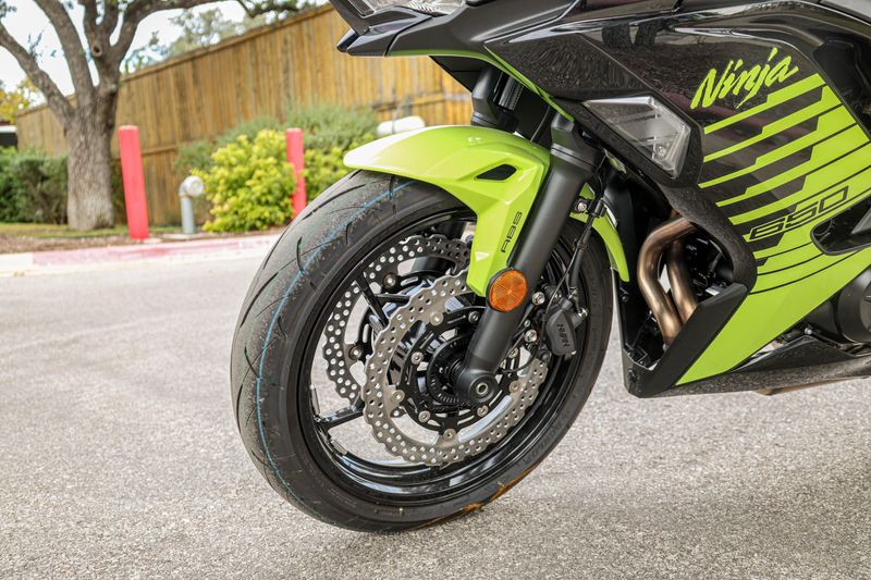 NEW 2026 KAWASAKI NINJA  650 ABS Image 8