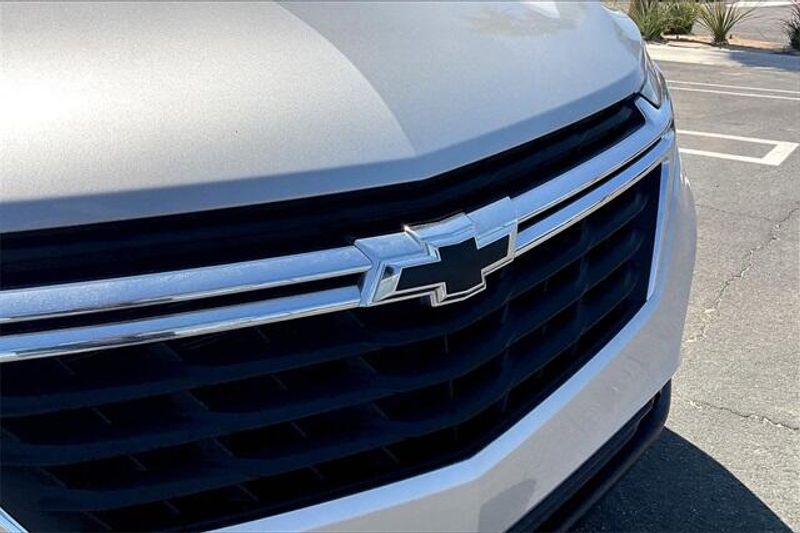 2022 Chevrolet Equinox LSImage 30