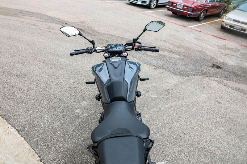 2022 Yamaha MT07  GRAY Image 17
