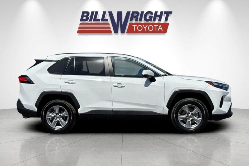Used 2025 Toyota RAV4 XLEImage 2