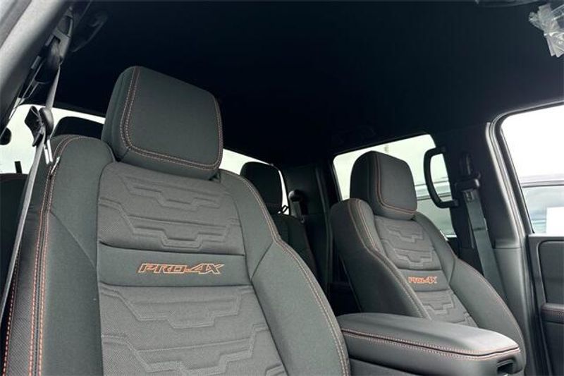 New 2025 Nissan Frontier PRO-4XImage 13