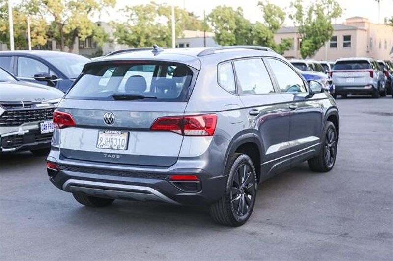 2023 Volkswagen Taos 1.5T SImage 10