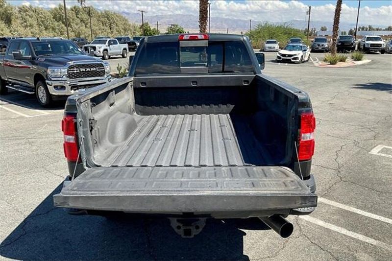 Used 2017 GMC Sierra 2500HD DenaliImage 34