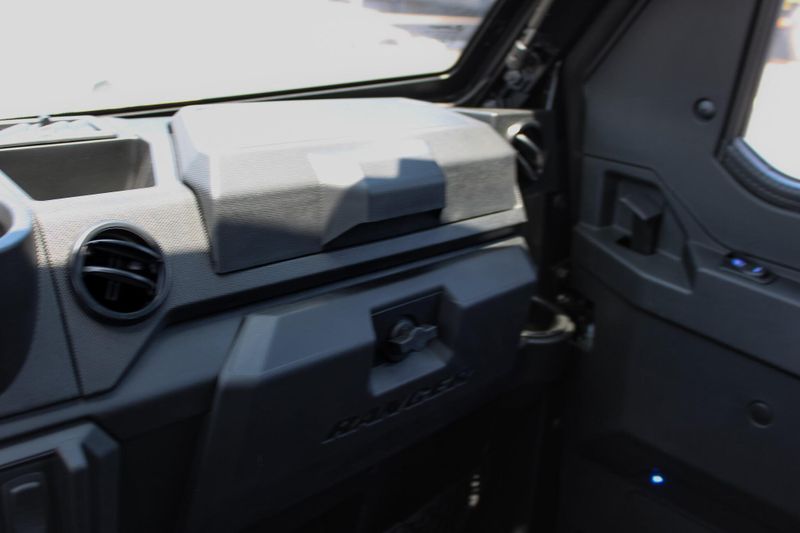 2025 Polaris RANGER CREW XP 1000 NORTHSTAR EDITION ULTIMATE PURSUIT CAMO Image 25
