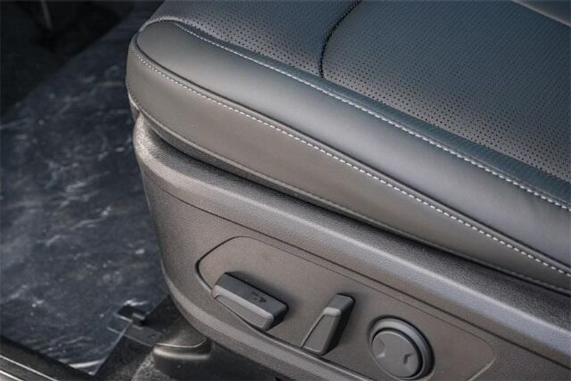 2025 Kia Sorento SImage 41