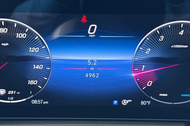 Used 2026 Mercedes-Benz GLB 250Image 30