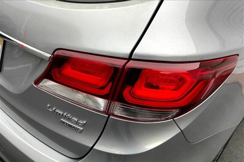 2018 Hyundai Santa Fe Limited UltimateImage 28