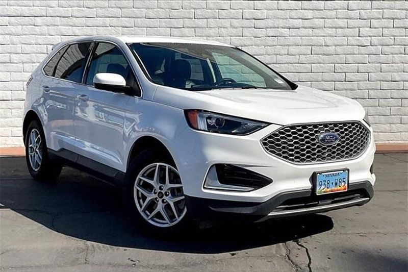 2023 Ford Edge SELImage 2