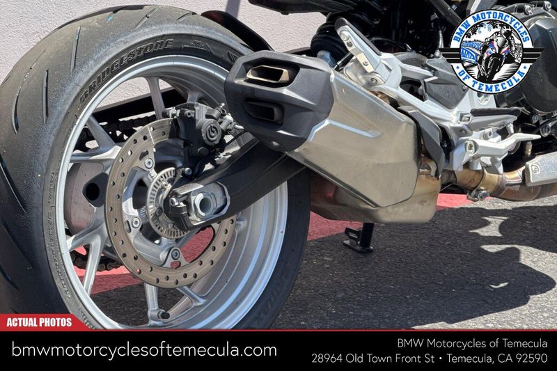2020 BMW F 900 RImage 14