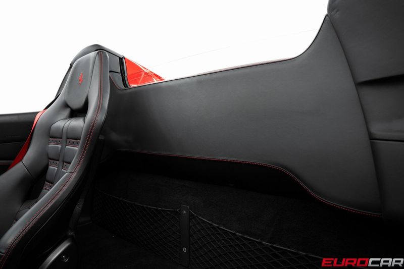 Used 2022 Ferrari F8 Spider *CARBON FIBER LED STEERING WHEEL * DAYTONA SEATS*Image 45