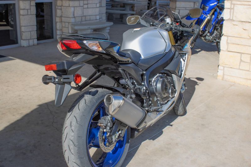 NEW 2026 SUZUKI GSXR750 Image 4