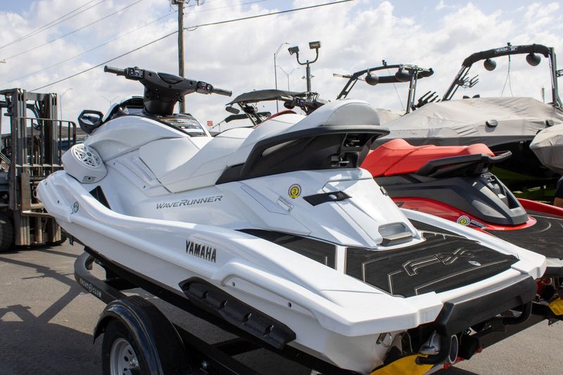 NEW 2026 YAMAHA FX CRUISER SVHO WITH AUDIO Image 6