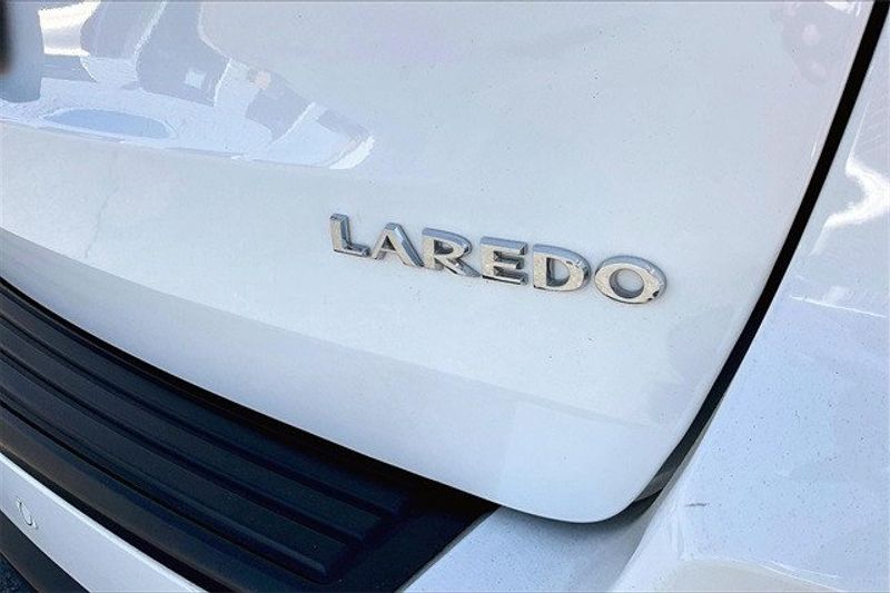 2021 Jeep Grand Cherokee Laredo EImage 7