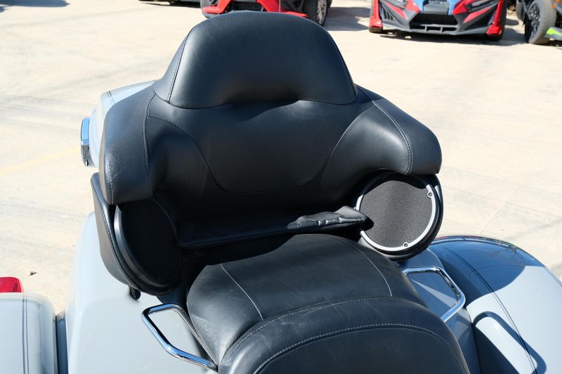 USED 2024 HARLEY TRIKE TRI GLIDE ULTRA Image 13