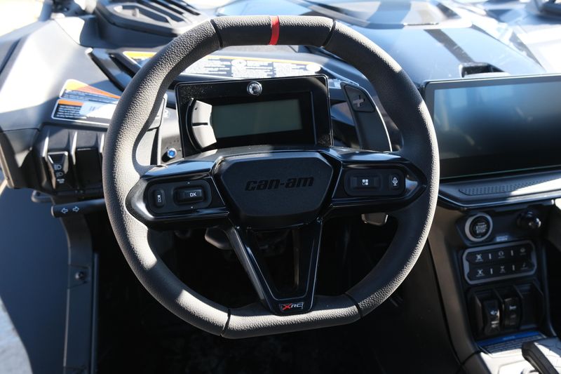 NEW 2026 CAN-AM MAVERICK R MAX X RC WITH SMARTSHOX 999T DCT Image 18