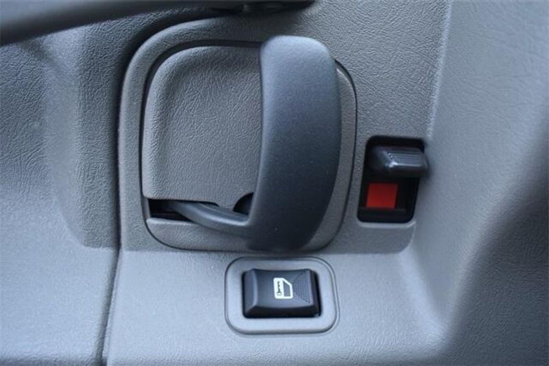 New 2025 Chevrolet Express 3500 Work VanImage 15