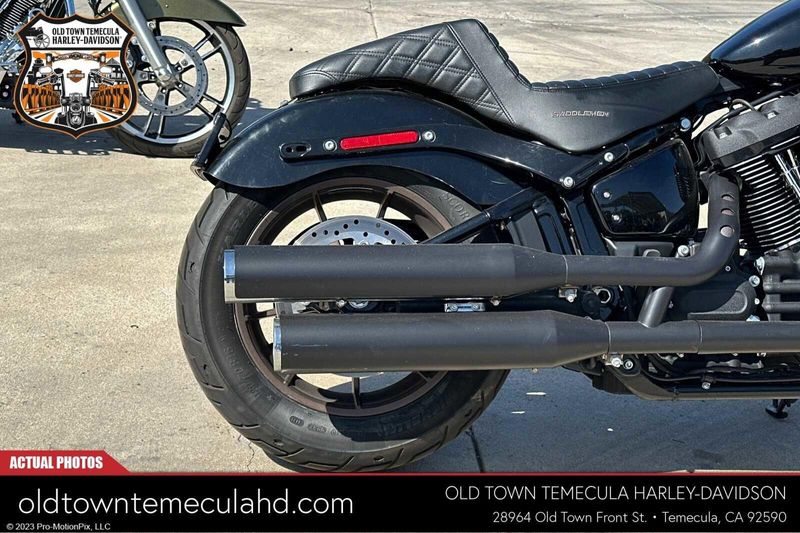 2020 Harley-Davidson Softail in a Black exterior color. BMW Motorcycles of Temecula – Southern California (951) 506-6903 bmwmotorcyclesoftemecula.com 