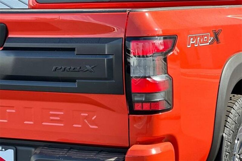 New 2025 Nissan Frontier PRO-XImage 20
