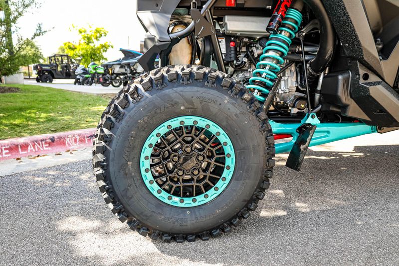 NEW 2025 POLARIS RZR PRO R 4 ULTIMATE Image 18