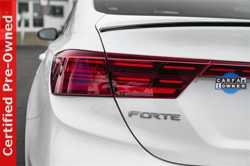 Used 2023 Kia Forte GT-LineImage 9