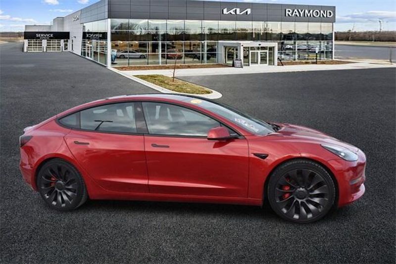 Used 2021 Tesla Model 3 PerformanceImage 2