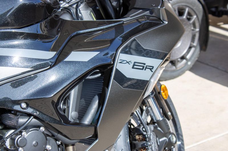 NEW 2026 KAWASAKI NINJA ZX6R ABS Image 12