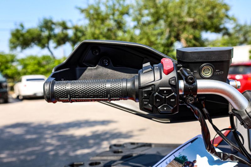 2025 CFMOTO CFORCE 800 TOURING CF800AZ3 800 Touring Image 24