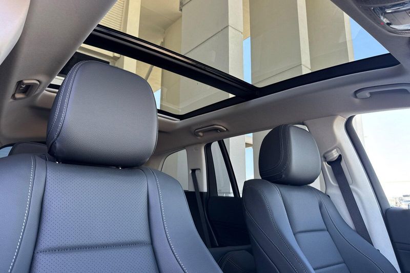 New 2026 Mercedes-Benz GLS 450Image 15