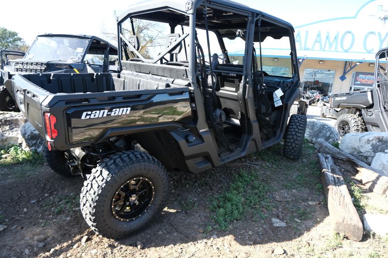 2025 Can-Am DEFENDER MAX XT HD10 STEALTH BLACKImage 5