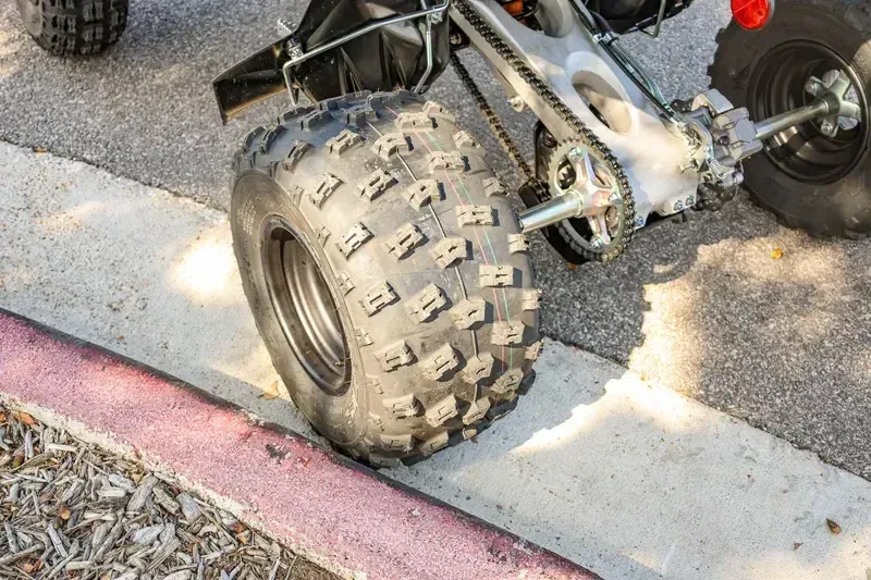 NEW 2026 YAMAHA YFZ450R Image 8