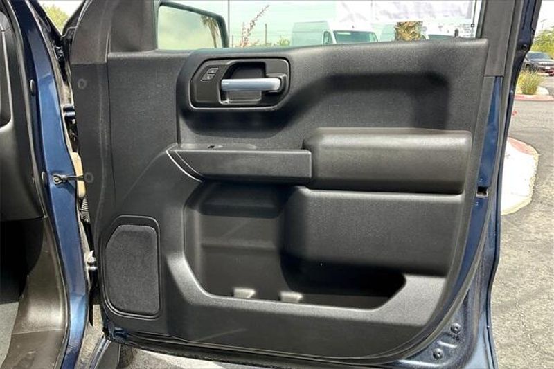 2021 Chevrolet Silverado 1500 CustomImage 23