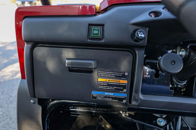 NEW 2026 KAWASAKI MULE 4010 TRANS4X4 Image 32