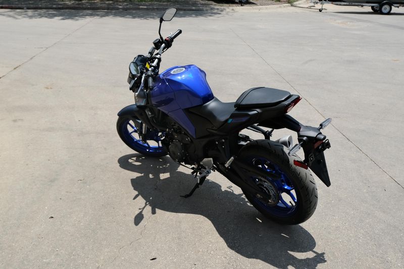 2025 Yamaha MT03 TEAM BLUE Image 4