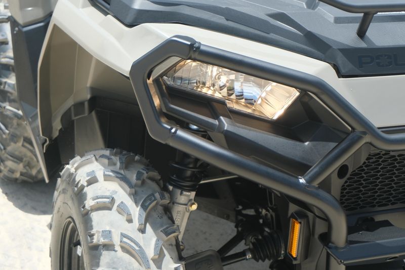 2025 Polaris SPORTSMAN 570 EPS DESERT SAND Image 21
