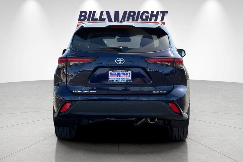 Used 2026 Toyota Highlander XLEImage 4