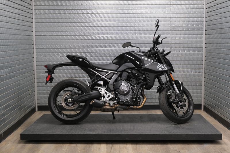 USED 2026 SUZUKI GSX-8S Image 2