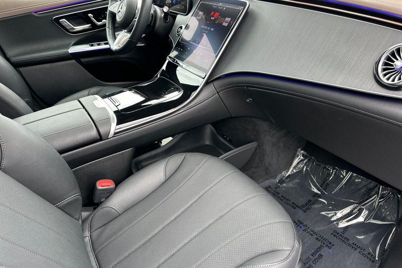2023 Mercedes-Benz EQE 350+ SUVImage 18