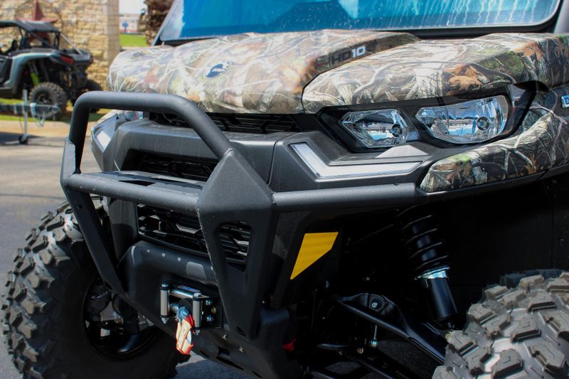 2025 Can-Am DEFENDER MAX LIMITED CAB HD10 WILDLAND CAMO Image 12